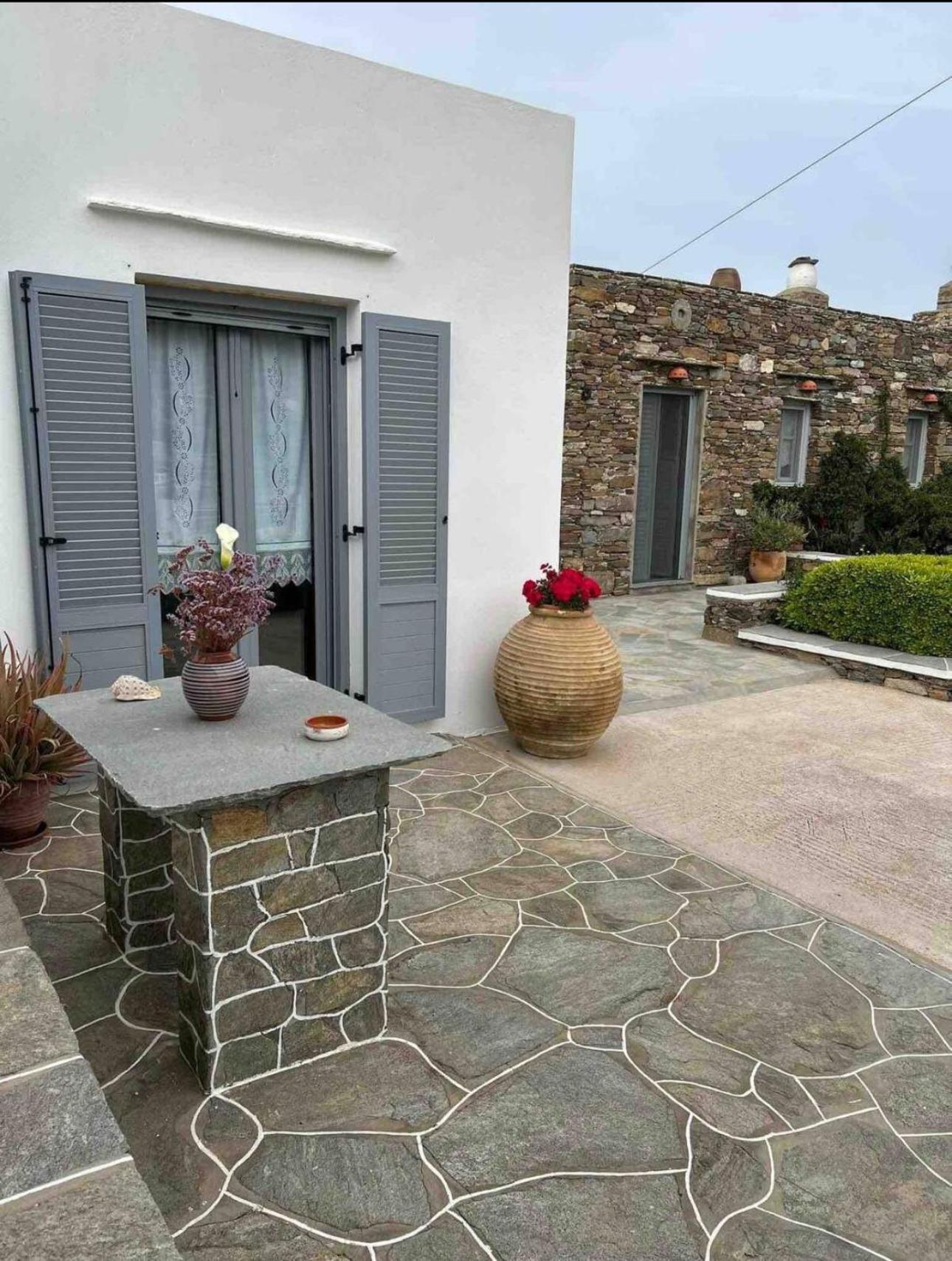 Апартаменти Diavrouxas House In Sifnos Cherronisos  Екстер'єр фото
